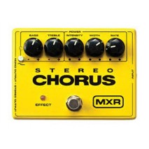MXR M134 Stereo Chorus gitáreffekt